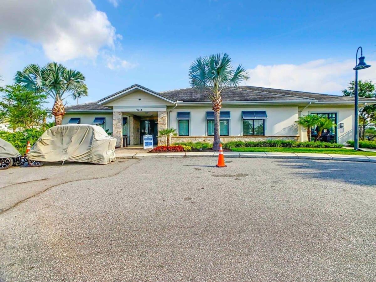Gorgeous 2Br Lakeview Condo With Waterpark Kissimmee Exterior photo